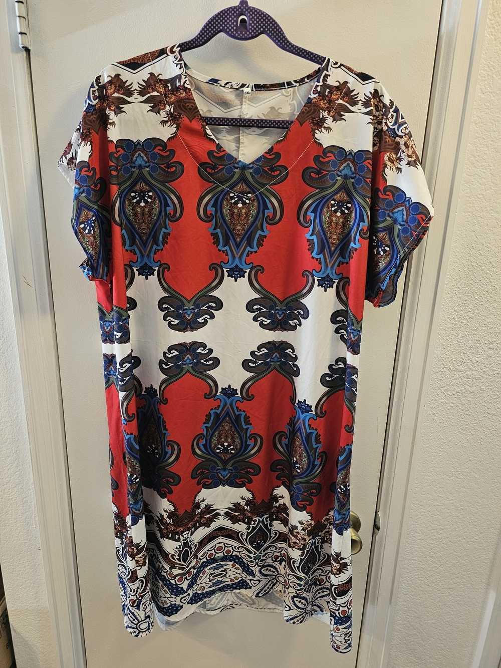 Women’s Red & White Printed V-Neck Dress